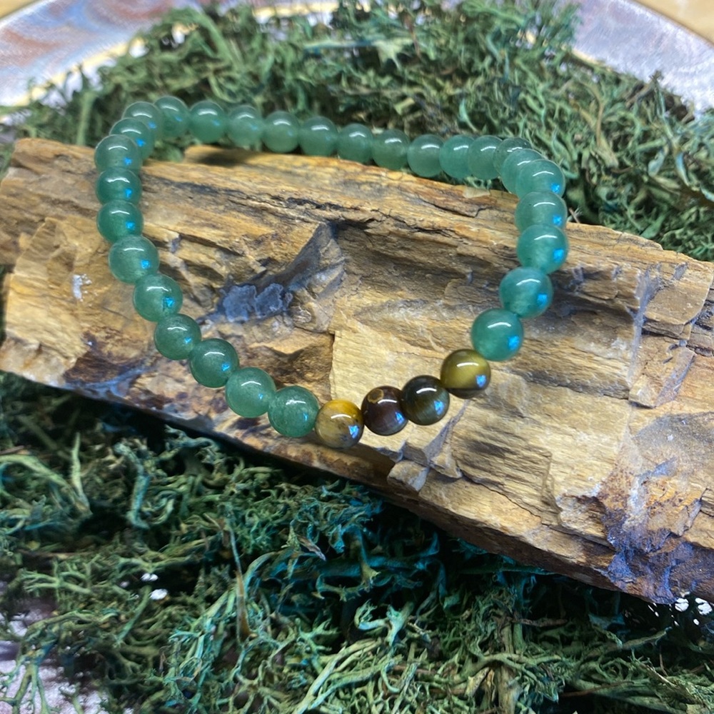 M33 Tiger Eye and Green Aventurine Small Bead Bracelet Shiny Pretty Real Gems